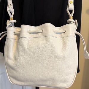 Gucci White Leather Shoulder Bag Authentic
